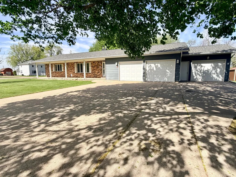 615 Lake Avenue E Fulda, MN 56131