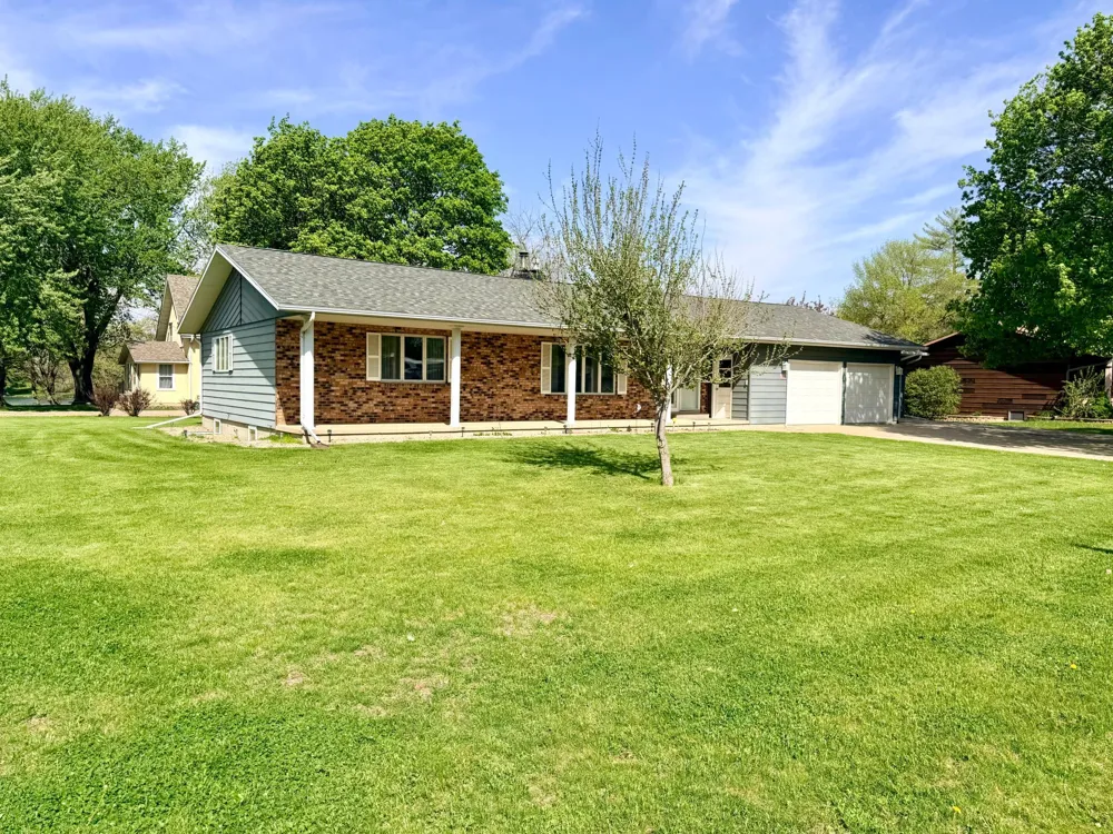 615 Lake Avenue E Fulda, MN 56131