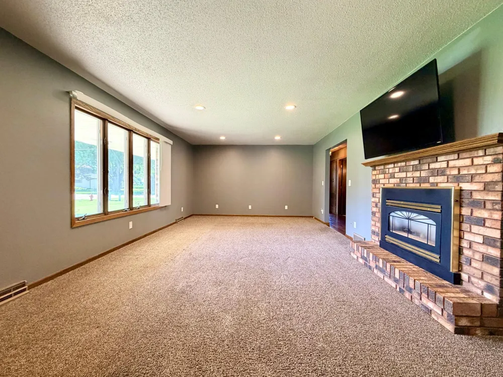 615 Lake Avenue E Fulda, MN 56131