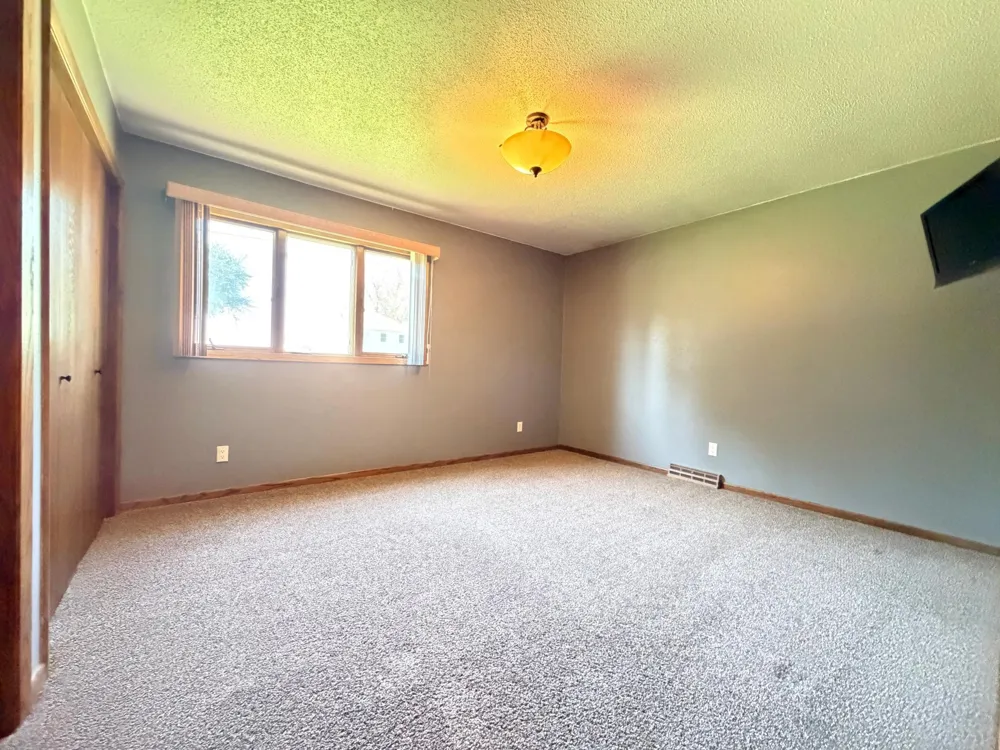 615 Lake Avenue E Fulda, MN 56131