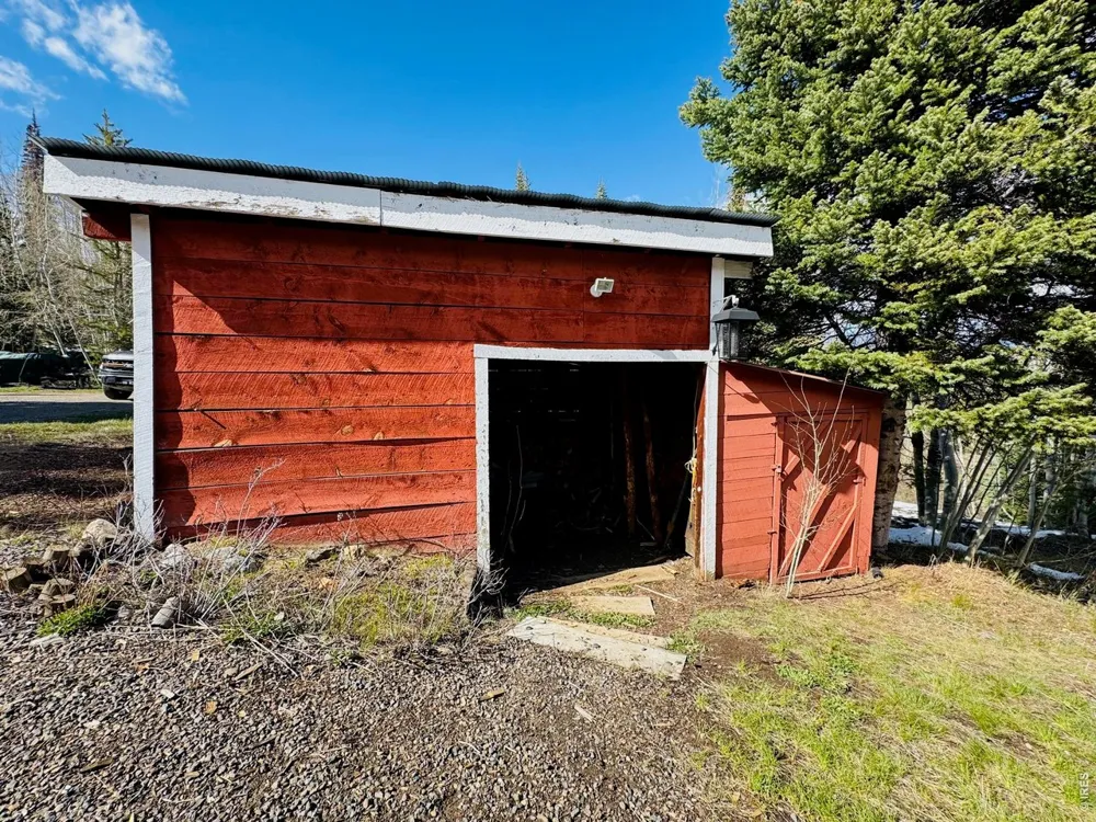 44 Alpine Lane Walden, CO 80480