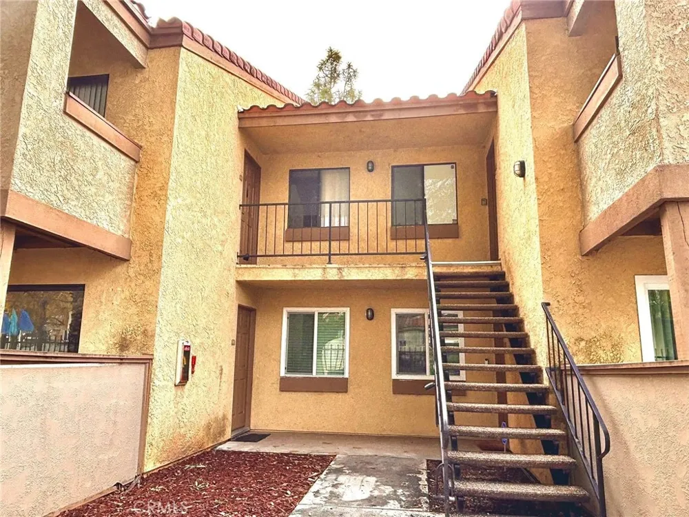1110 W Blaine Street #102 Riverside, CA 92507