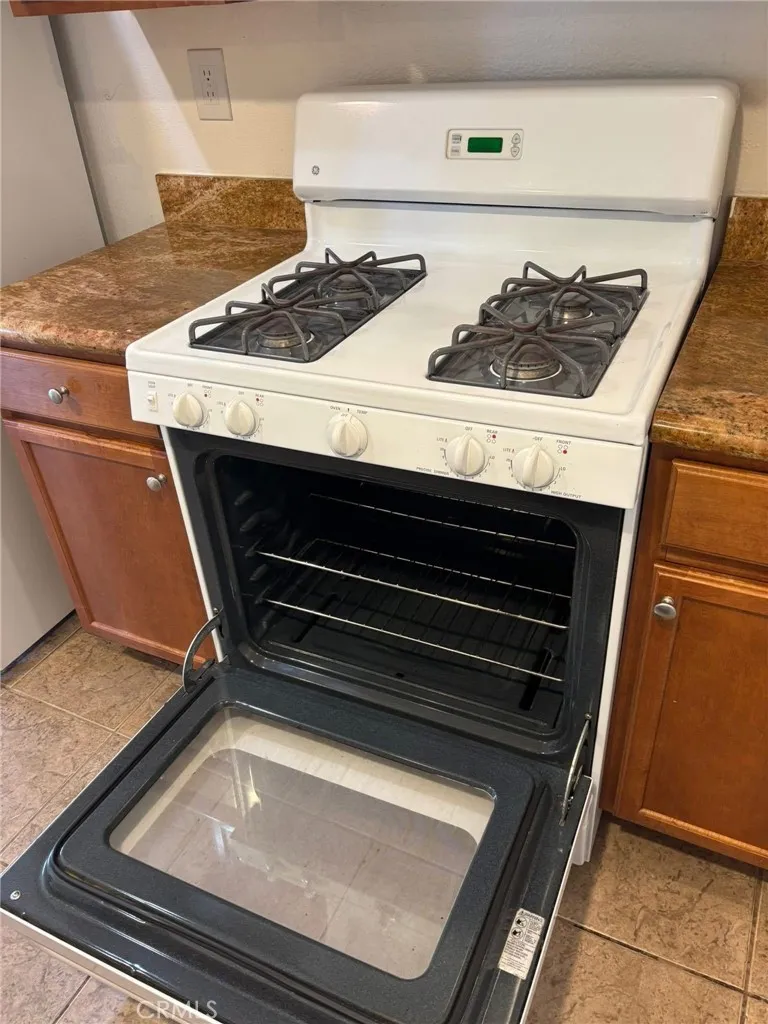 1110 W Blaine Street #102 Riverside, CA 92507