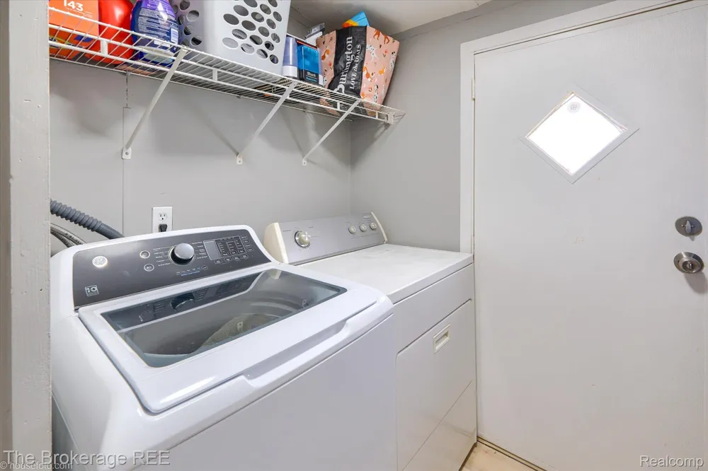4441 Beechwood Brandon Charter Township, MI 48346