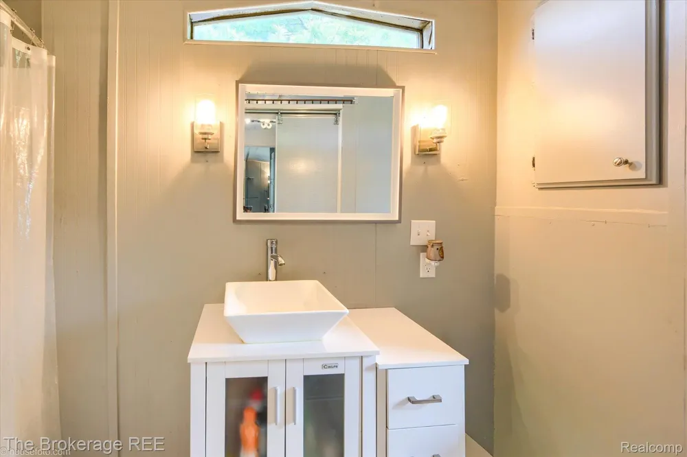4441 Beechwood Brandon Charter Township, MI 48346