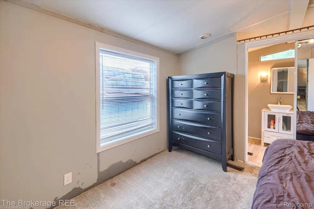 4441 Beechwood Brandon Charter Township, MI 48346