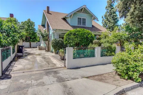 306 S Birch
