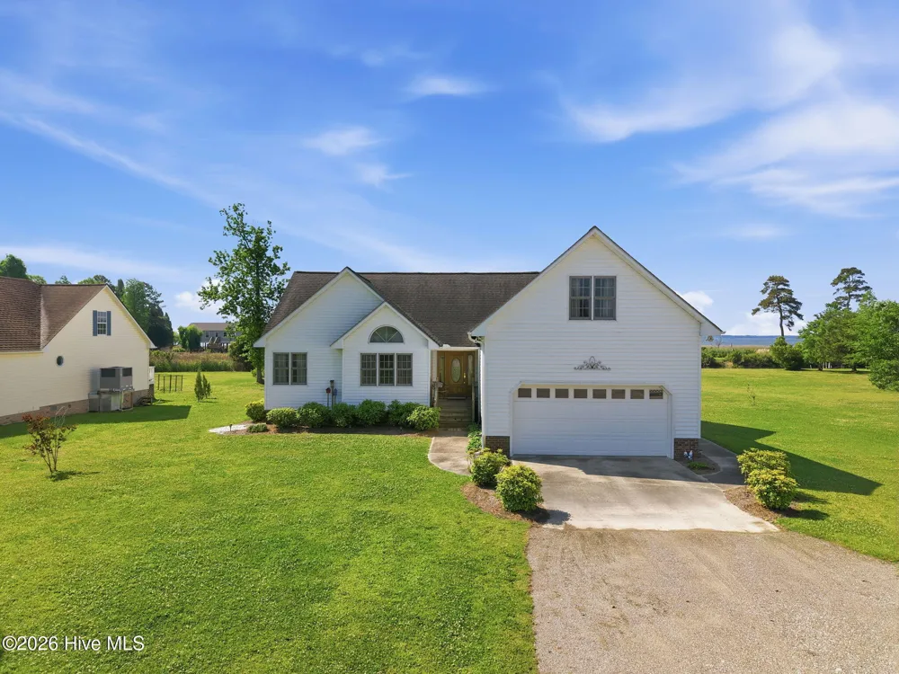 856 Wide Waters Drive Bath, NC 27808