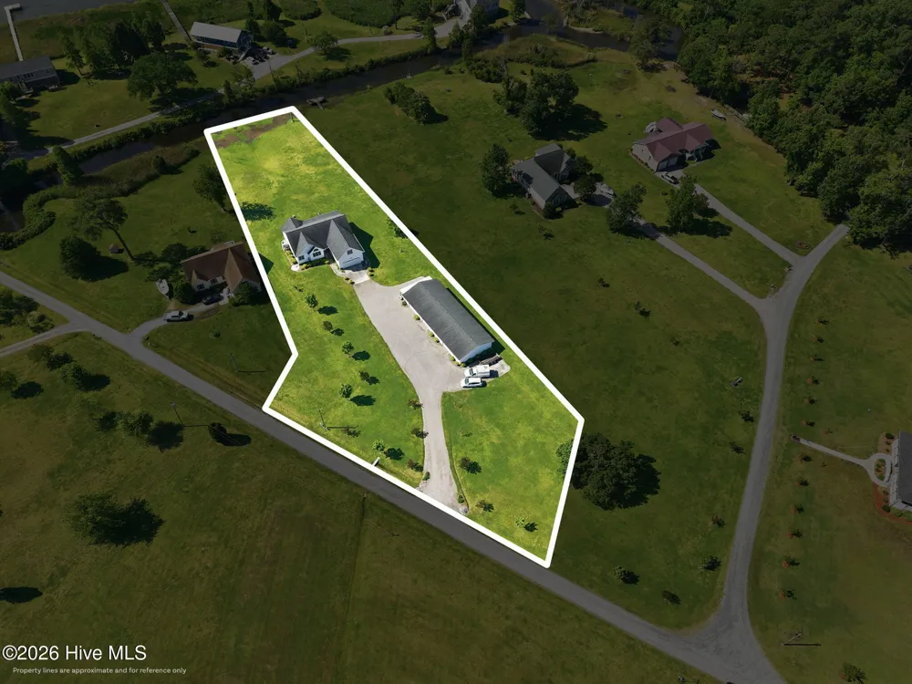 856 Wide Waters Drive Bath, NC 27808