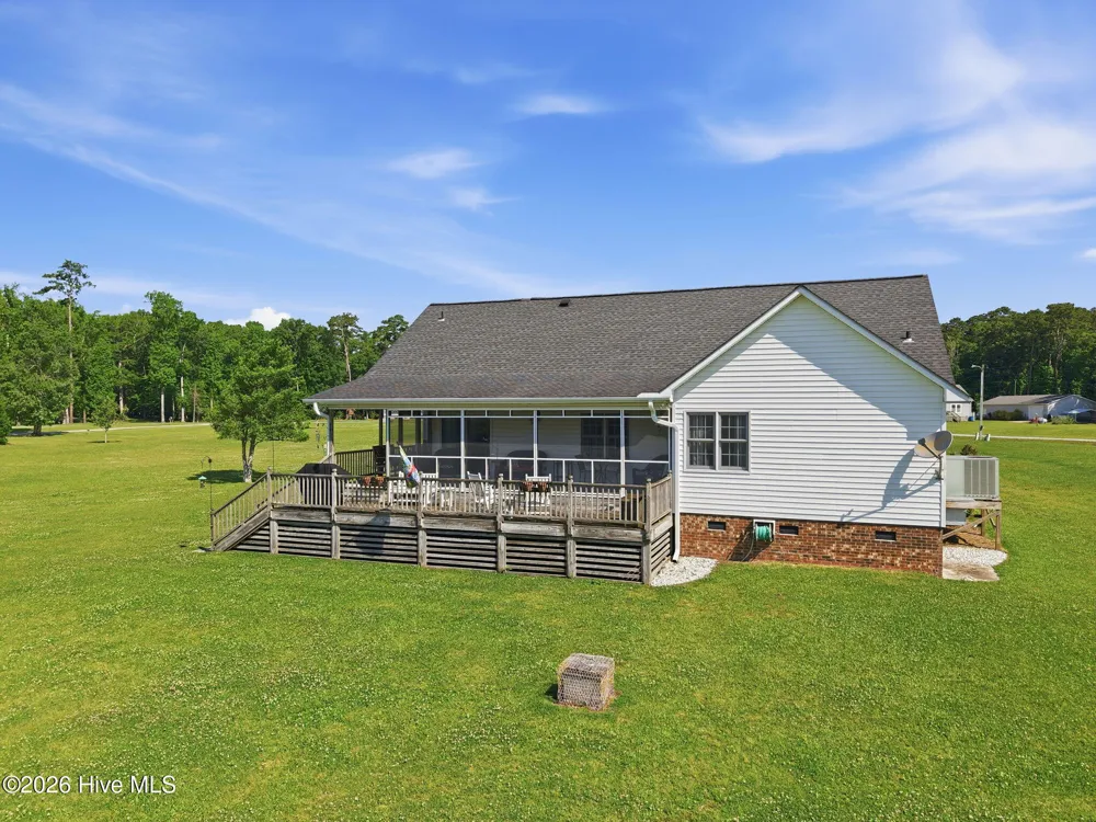 856 Wide Waters Drive Bath, NC 27808