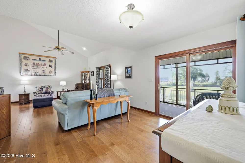 856 Wide Waters Drive Bath, NC 27808