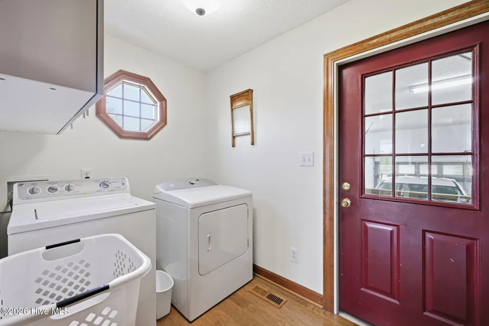 856 Wide Waters Drive Bath, NC 27808
