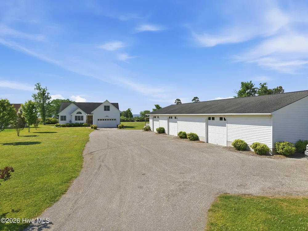 856 Wide Waters Drive Bath, NC 27808