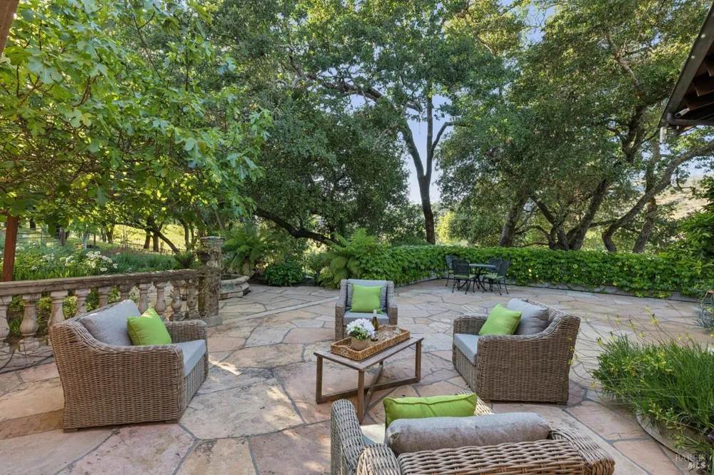 391 Crystal Springs Road St. Helena, CA 94574