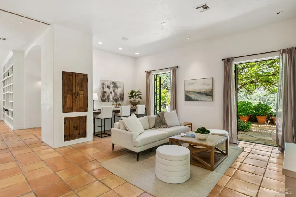 391 Crystal Springs Road St. Helena, CA 94574