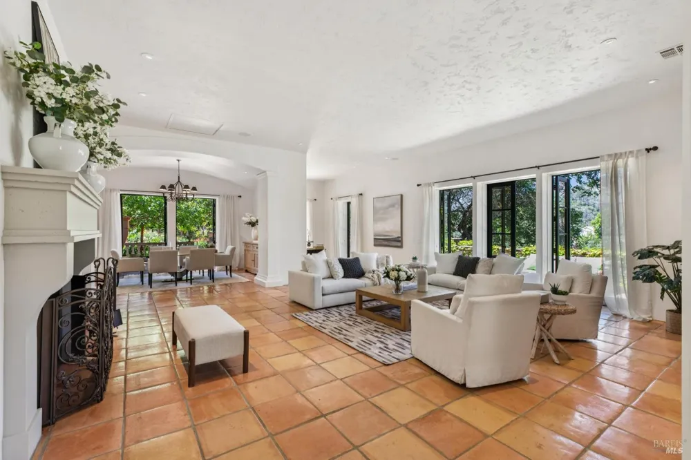391 Crystal Springs Road St. Helena, CA 94574
