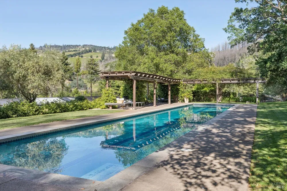 391 Crystal Springs Road St. Helena, CA 94574