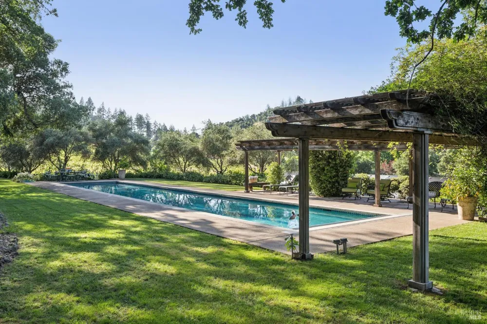 391 Crystal Springs Road St. Helena, CA 94574