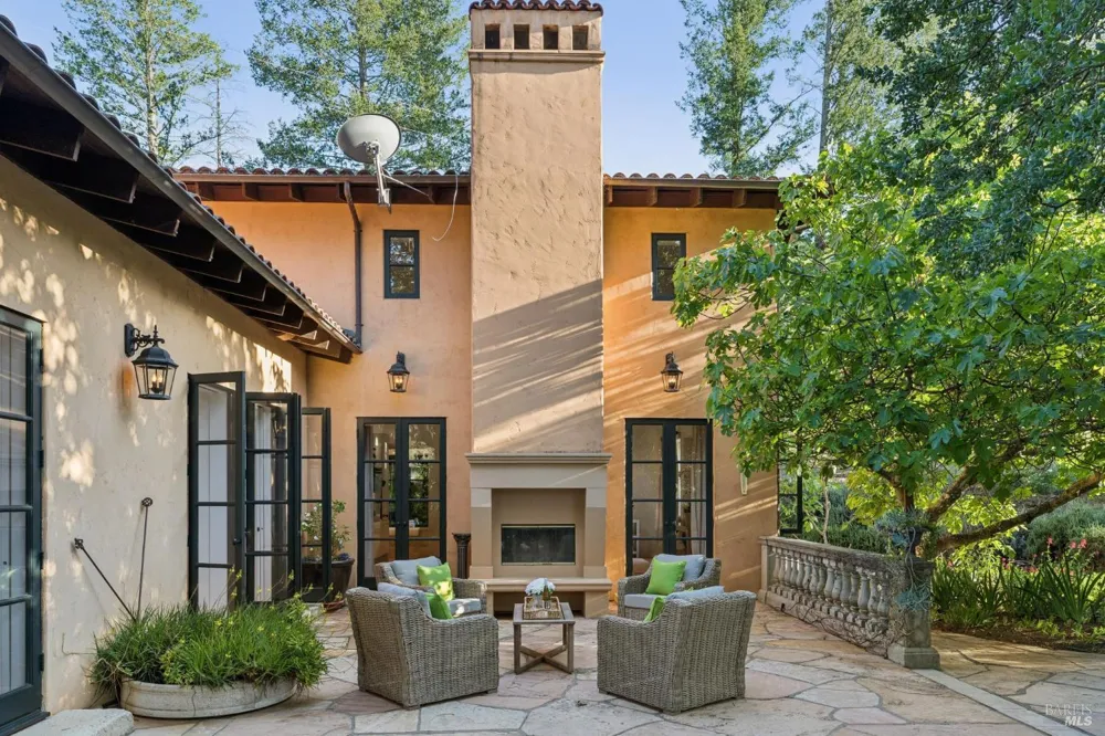 391 Crystal Springs Road St. Helena, CA 94574