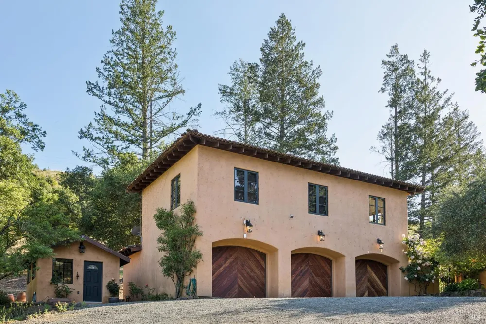 391 Crystal Springs Road St. Helena, CA 94574