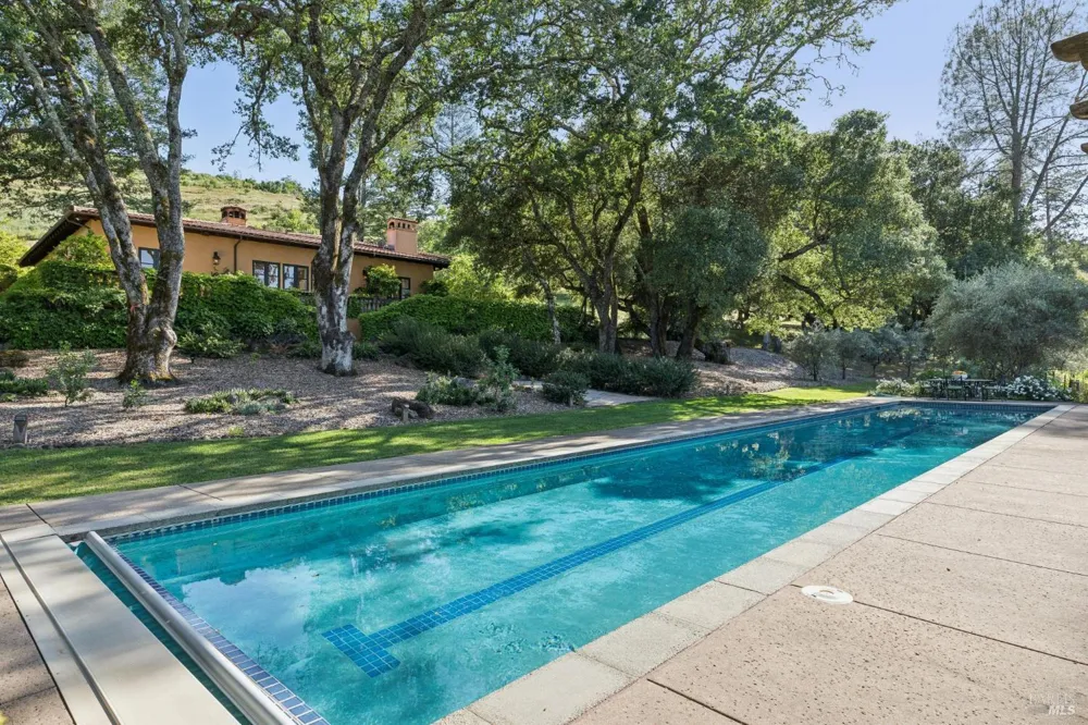 391 Crystal Springs Road St. Helena, CA 94574