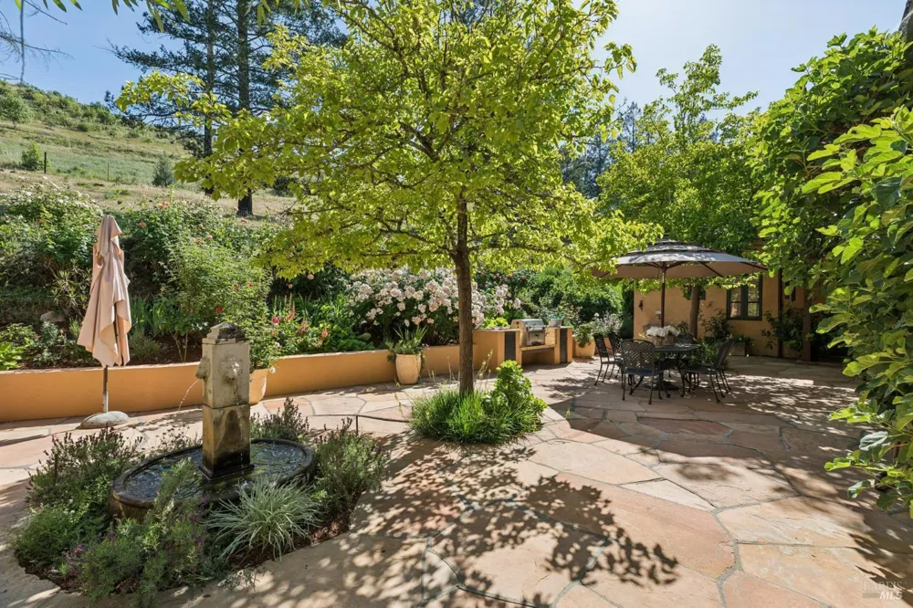 391 Crystal Springs Road St. Helena, CA 94574