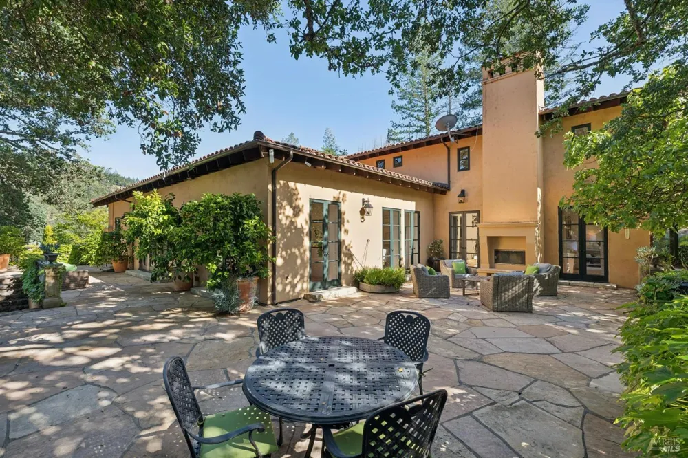 391 Crystal Springs Road St. Helena, CA 94574