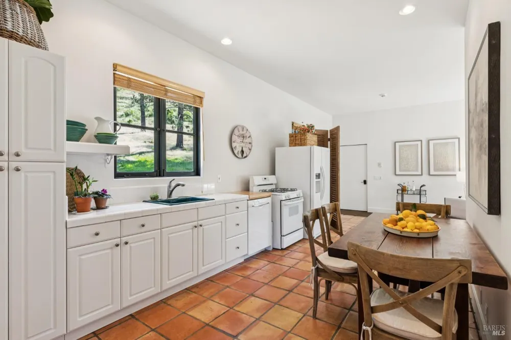 391 Crystal Springs Road St. Helena, CA 94574