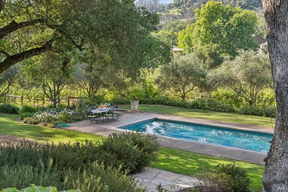391 Crystal Springs Road St. Helena, CA 94574