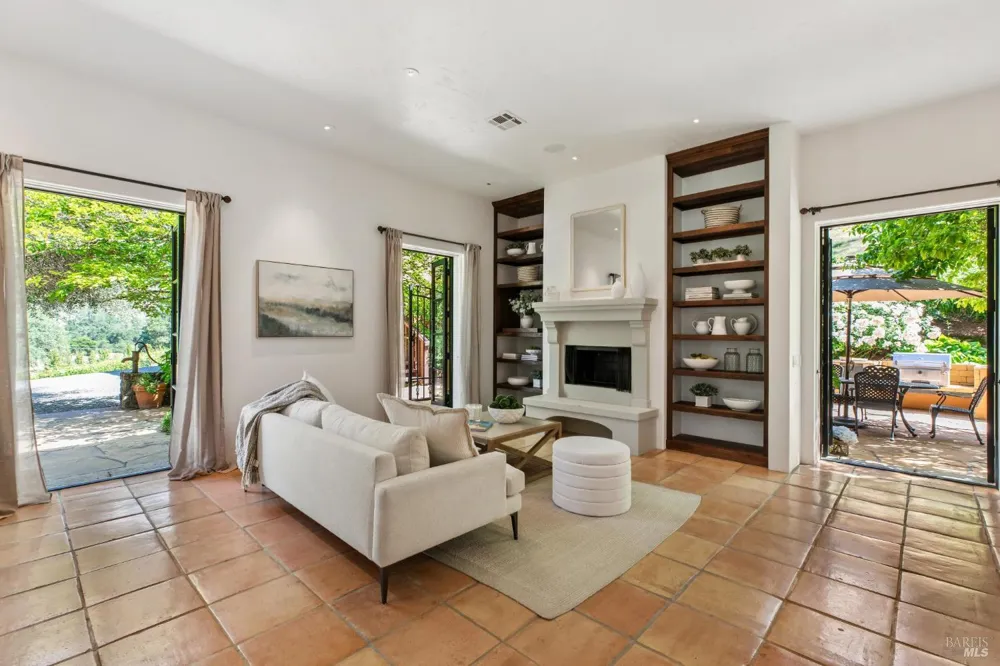391 Crystal Springs Road St. Helena, CA 94574