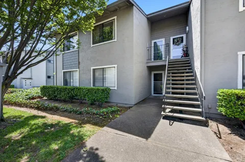 900 Cambridge Drive ##84
