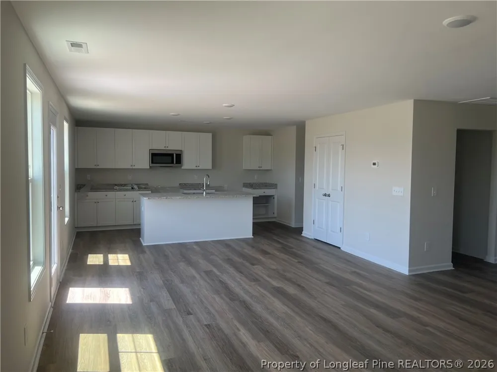 38 Coachman Lane Autryville, NC 28318