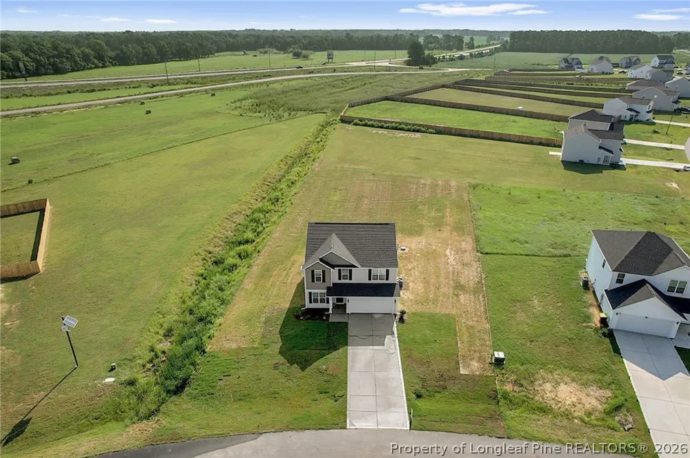 38 Coachman Lane Autryville, NC 28318