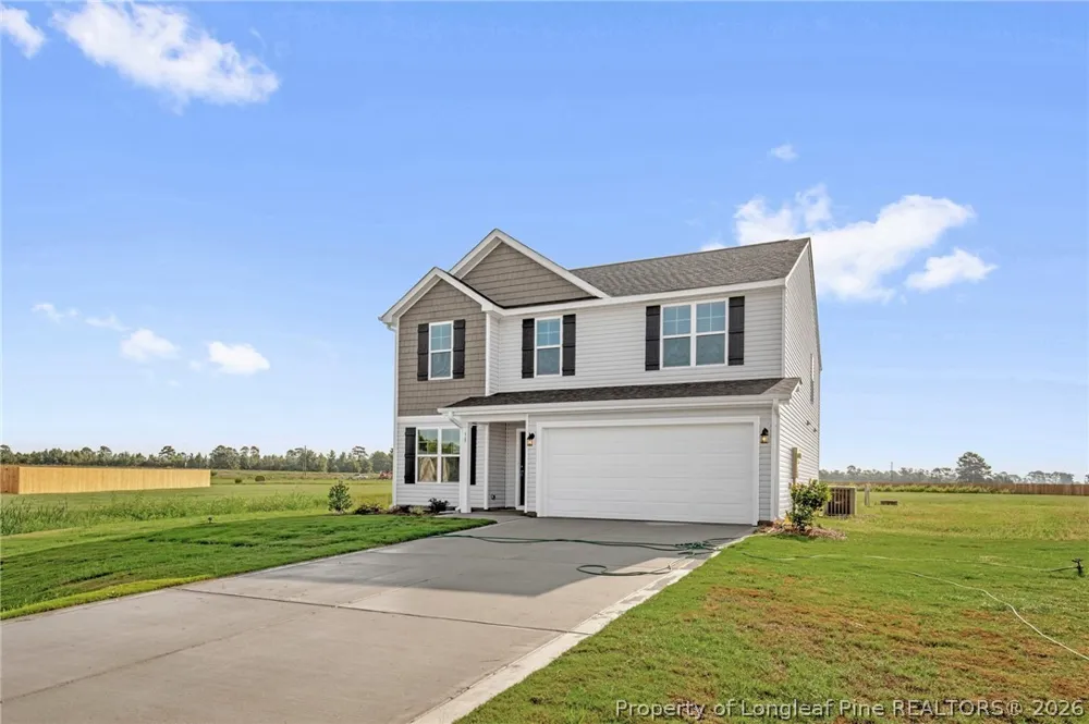 38 Coachman Lane Autryville, NC 28318