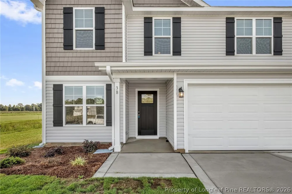38 Coachman Lane Autryville, NC 28318