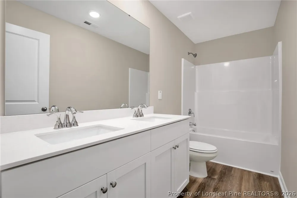 38 Coachman Lane Autryville, NC 28318