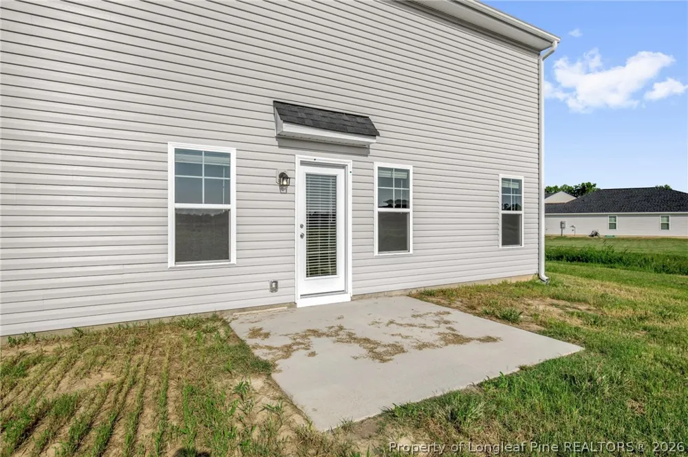 38 Coachman Lane Autryville, NC 28318
