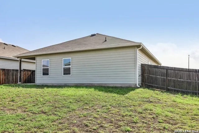 20045 Huckleberry St Lytle, TX 78052