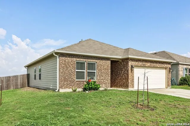 20045 Huckleberry St Lytle, TX 78052