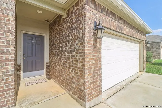20045 Huckleberry St Lytle, TX 78052