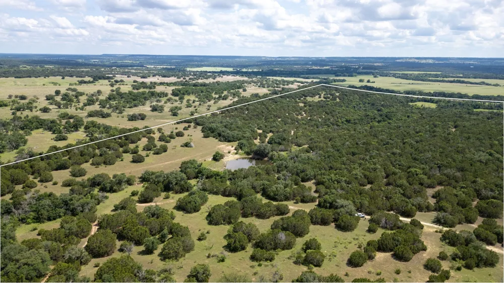 1233 County Road 434 Hamilton, TX 76531