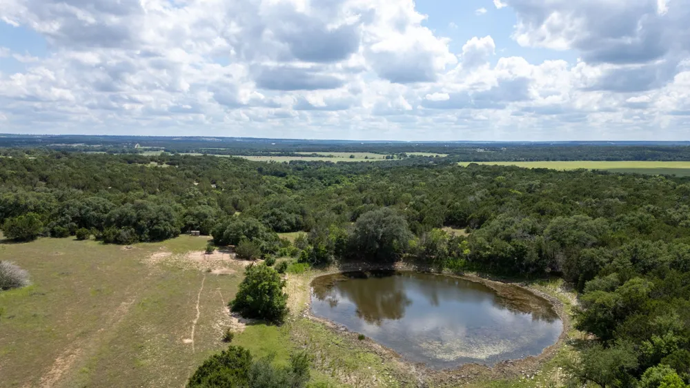 1233 County Road 434 Hamilton, TX 76531