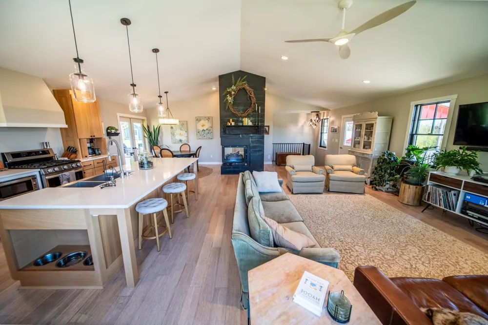40698 Chestnut Road Lanesboro, MN 55949