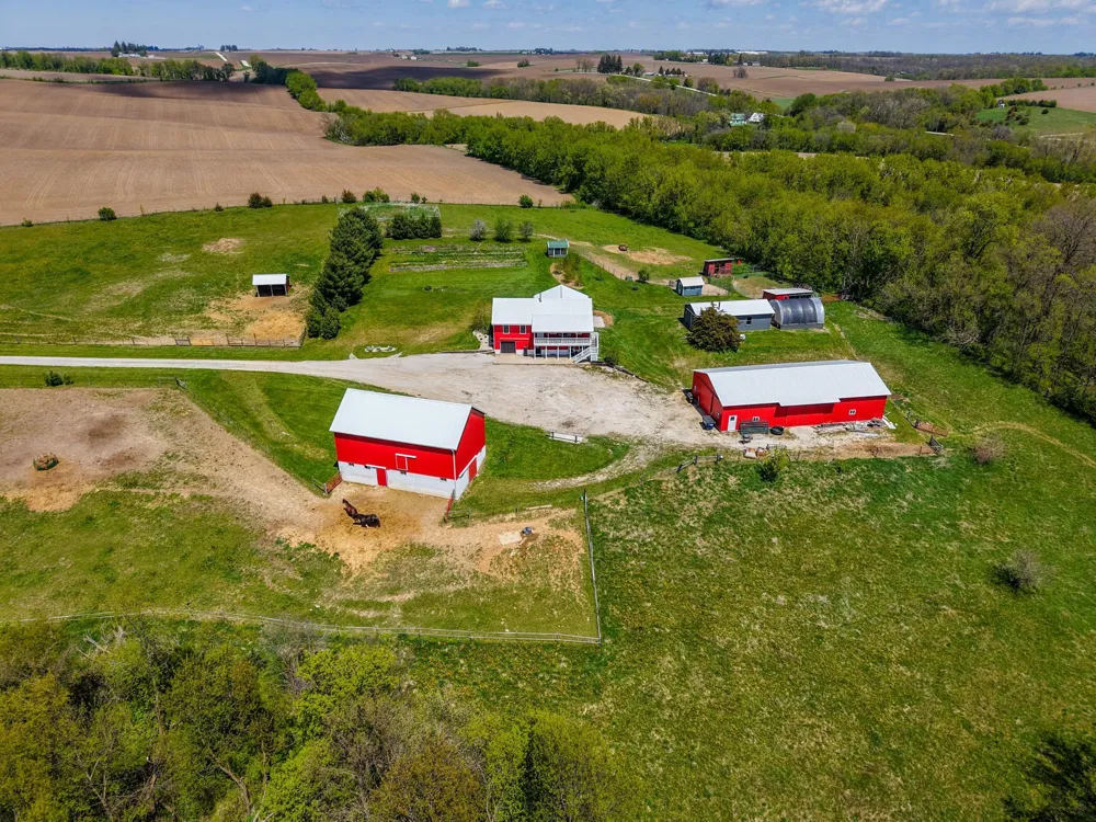40698 Chestnut Road Lanesboro, MN 55949