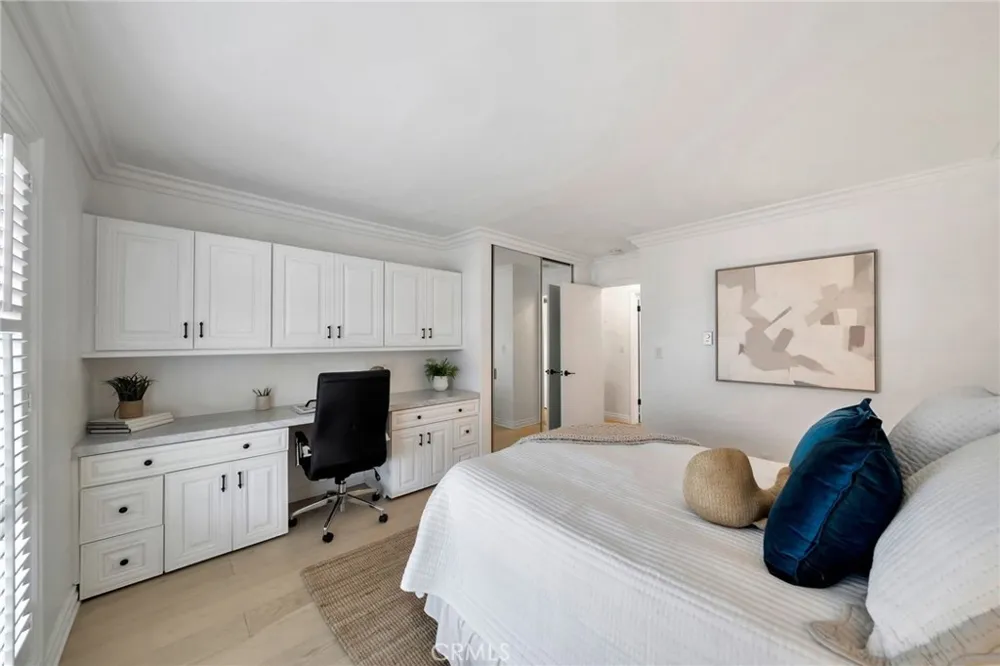 300 Cagney Lane #101 Newport Beach, CA 92663