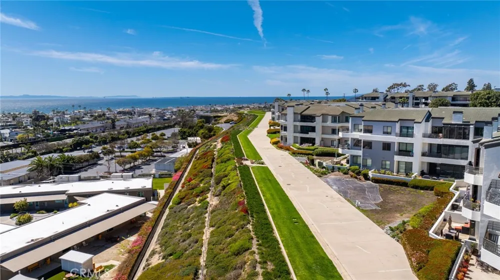 300 Cagney Lane #101 Newport Beach, CA 92663