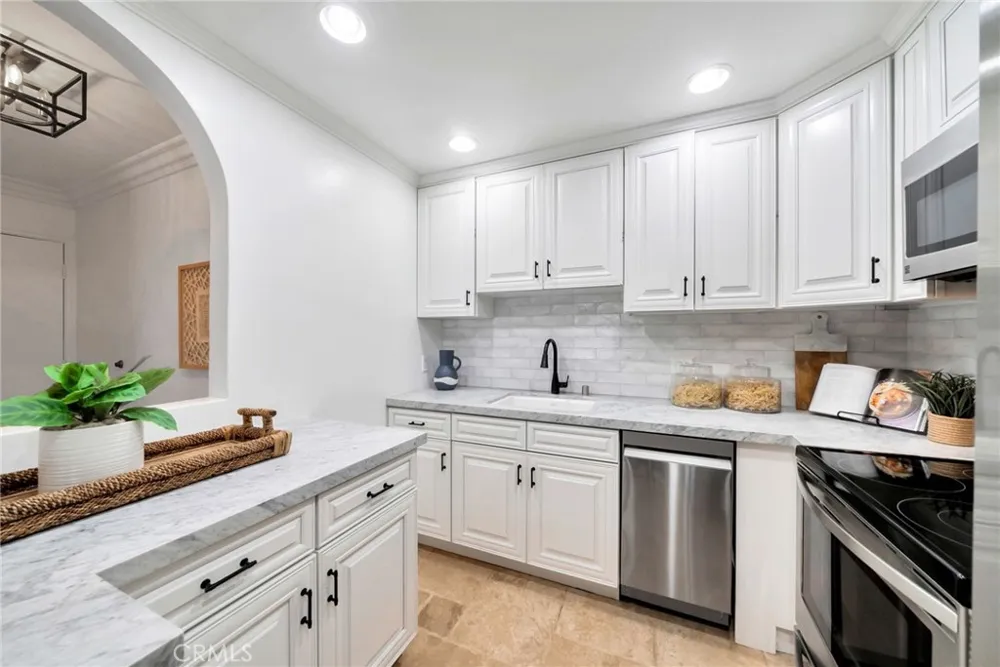 300 Cagney Lane #101 Newport Beach, CA 92663