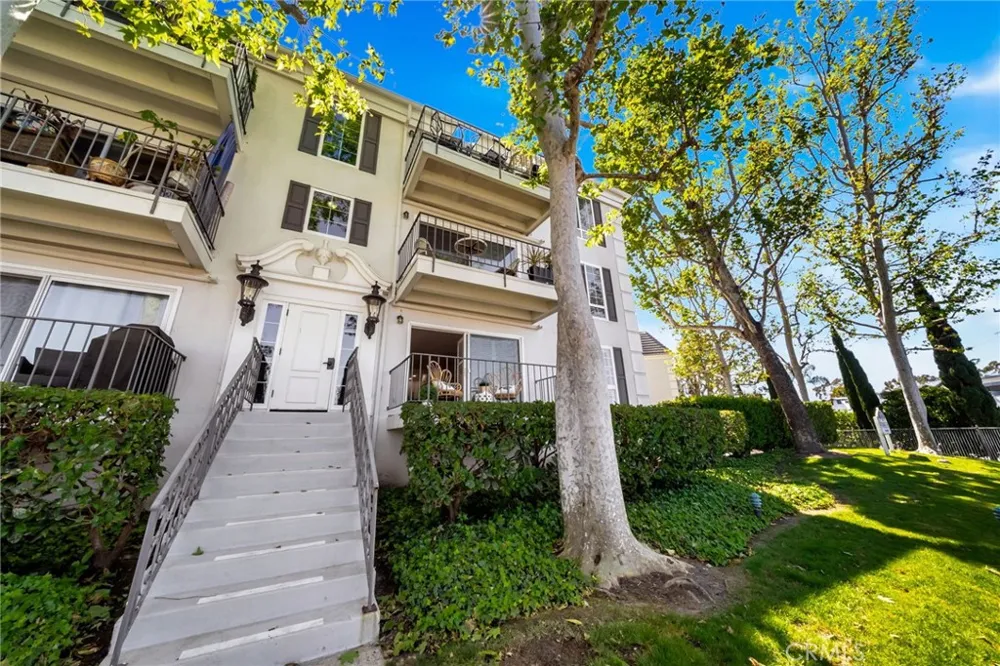 300 Cagney Lane #101 Newport Beach, CA 92663
