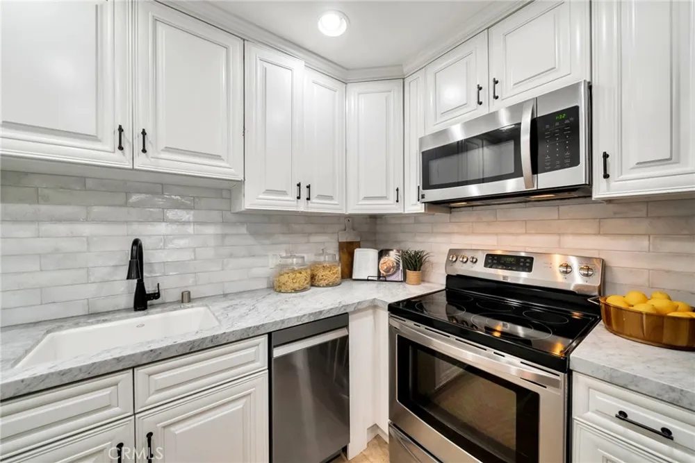 300 Cagney Lane #101 Newport Beach, CA 92663