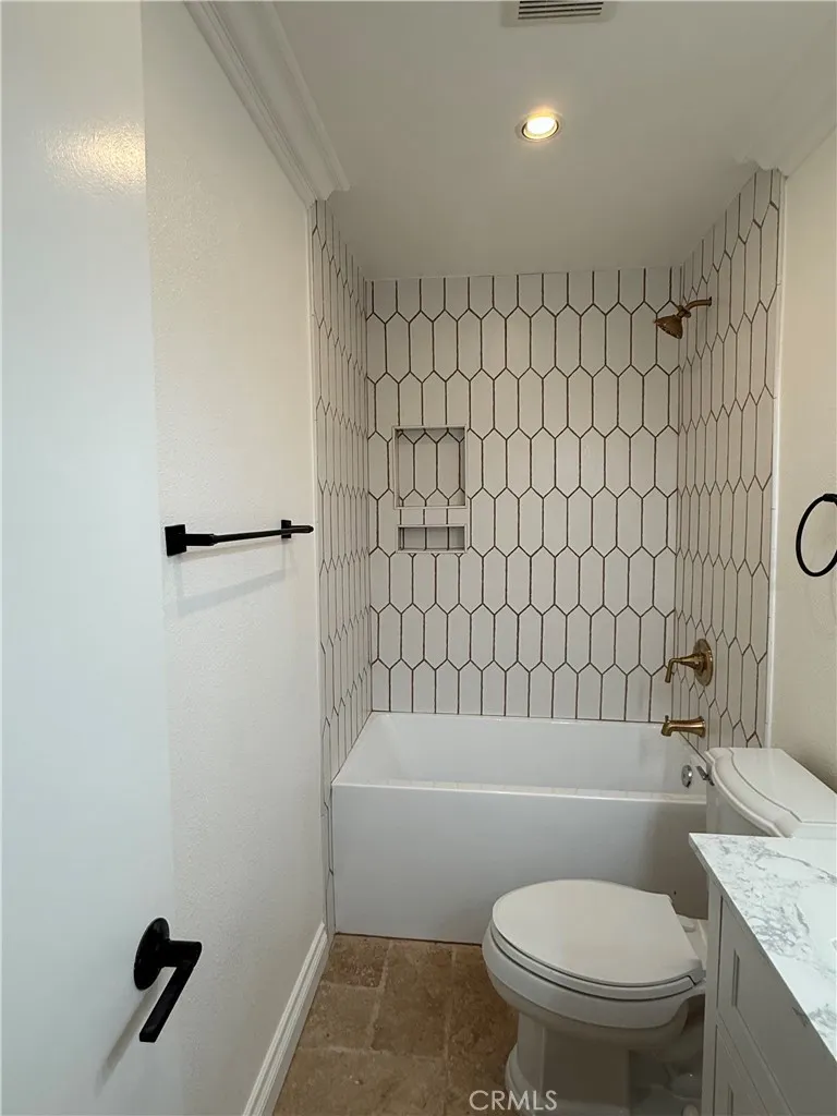 300 Cagney Lane #101 Newport Beach, CA 92663